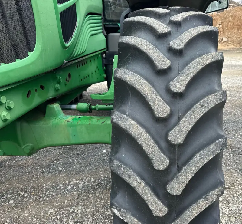 2010 John Deere 7330 photo 52