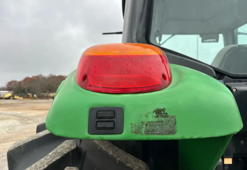 2010 John Deere 7330 photo 11