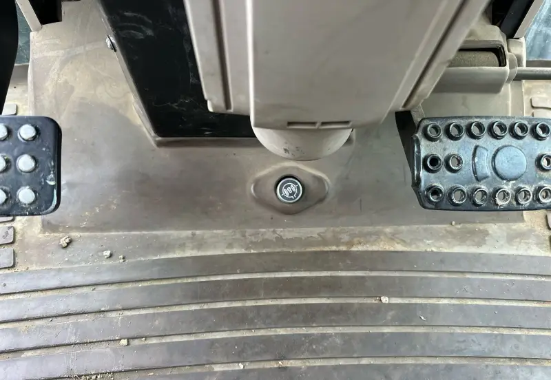 2010 John Deere 7330 photo 39