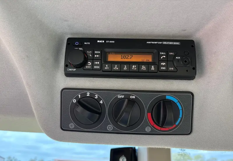 2023 Massey Ferguson 5711 Dyna-4 photo 51