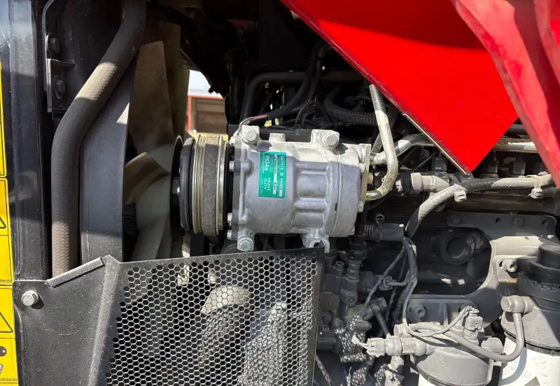 2023 Massey Ferguson 5711 Dyna-4 photo 57