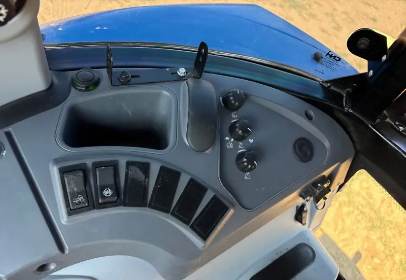 2022 New Holland T5.110 photo 46