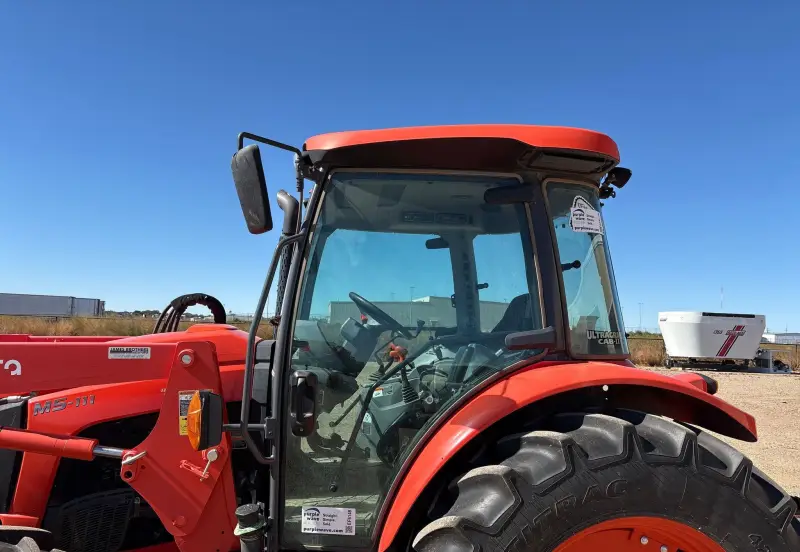 2022 Kubota M5-111D photo 31