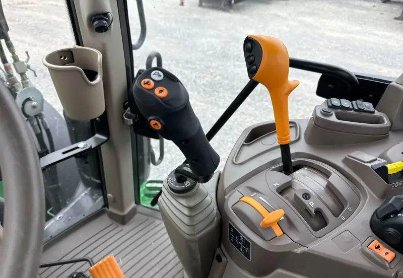 2022 John Deere 6155M photo 46