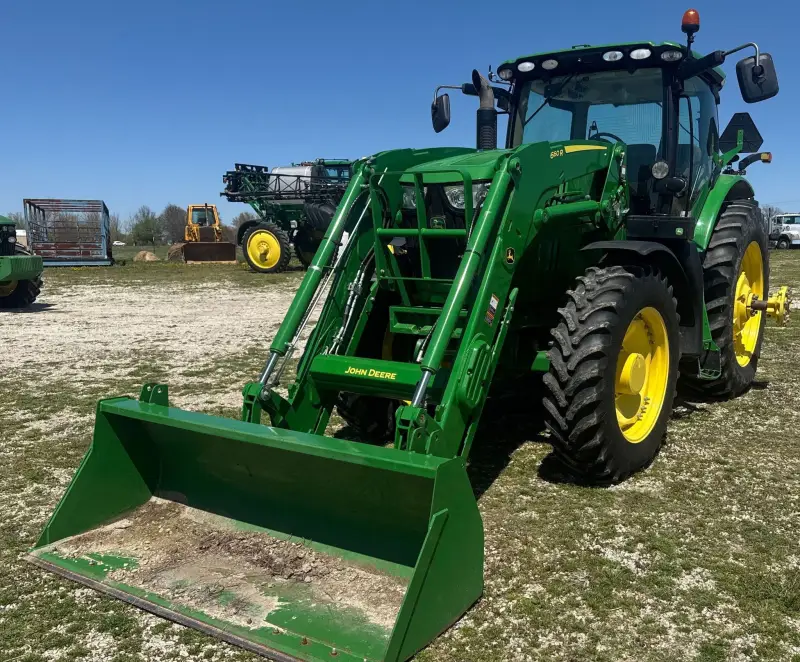 2014 John Deere 6190R photo 1