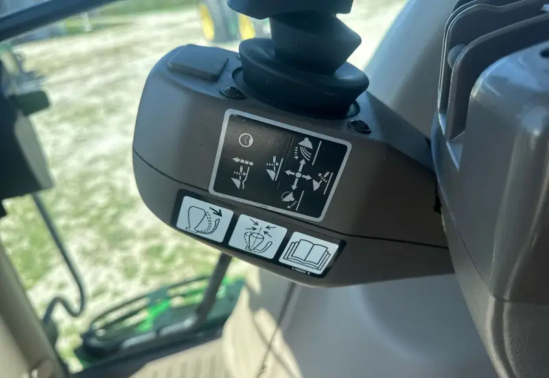 2014 John Deere 6190R photo 52