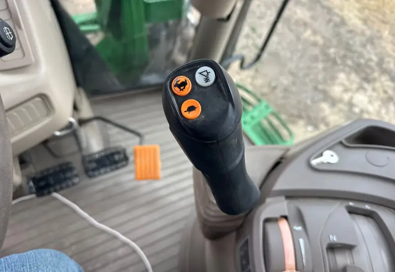 2012 John Deere 6150R photo 44