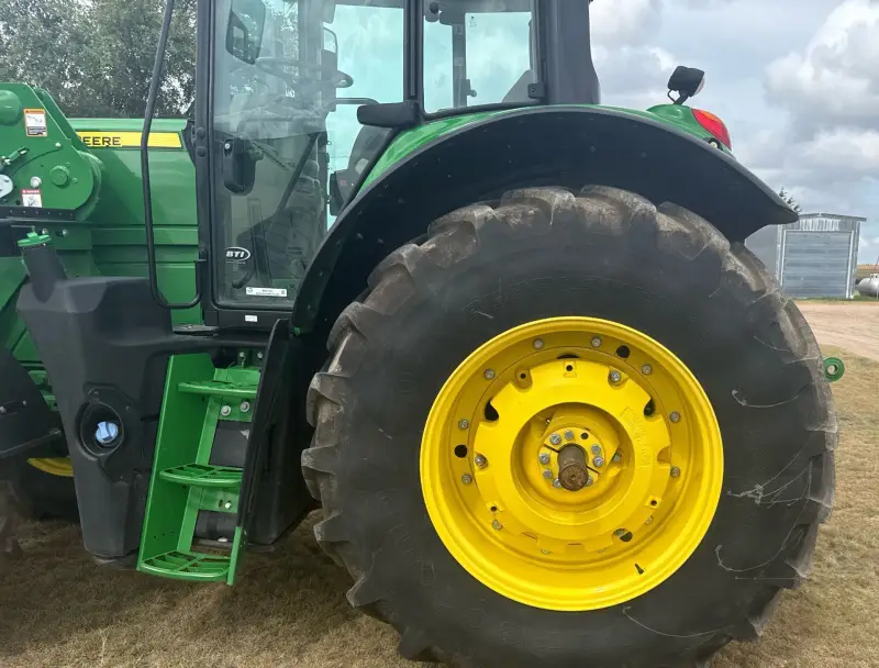 2021 John Deere 6155M photo 88