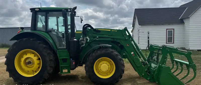 2021 John Deere 6155M photo 4