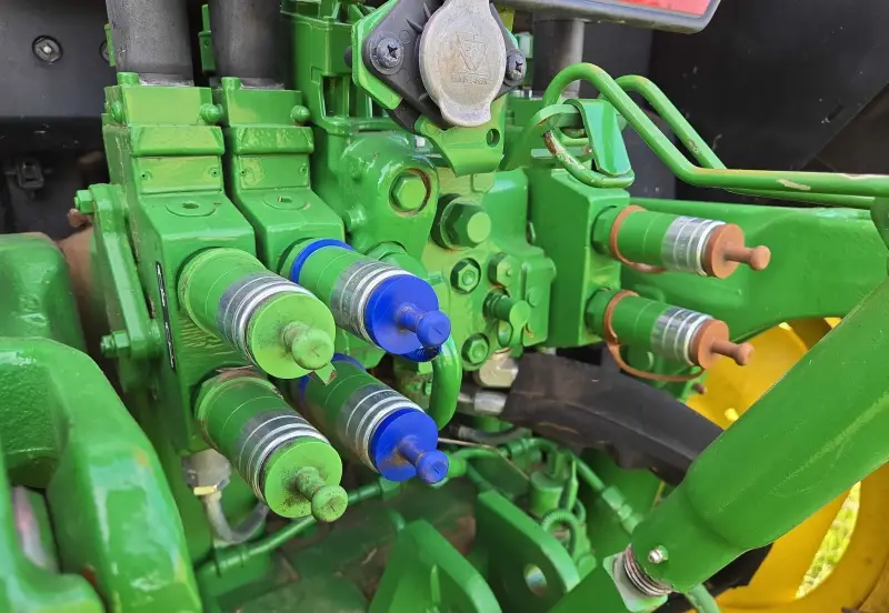 2022 John Deere 6120M photo 22