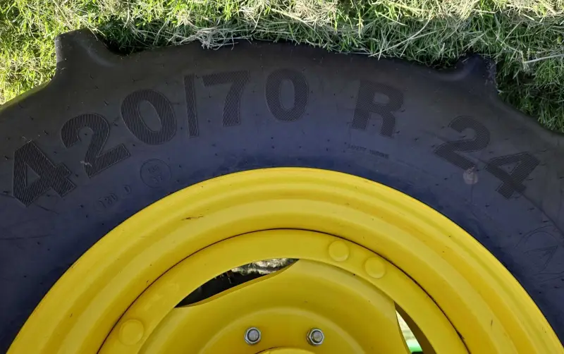 2022 John Deere 6120M photo 60