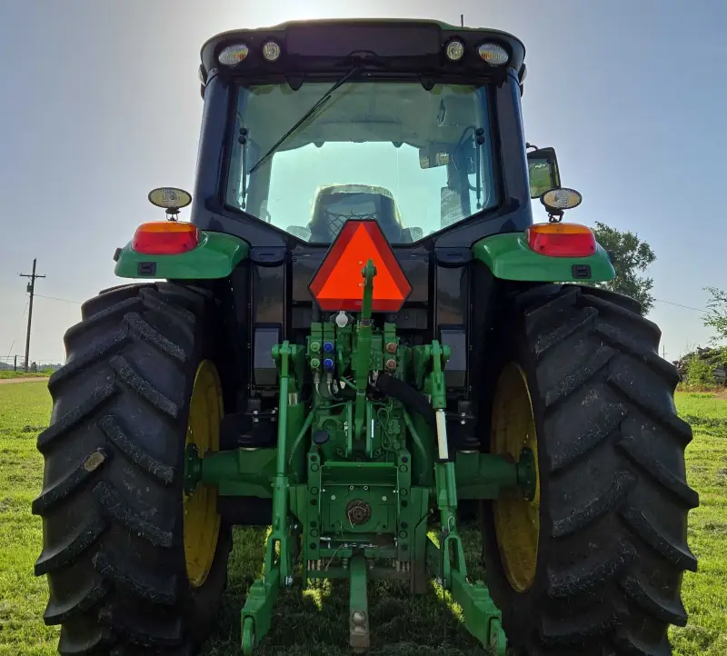 2022 John Deere 6120M photo 6