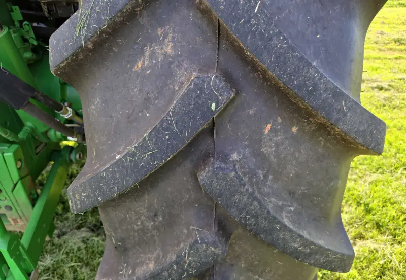 2022 John Deere 6120M photo 62