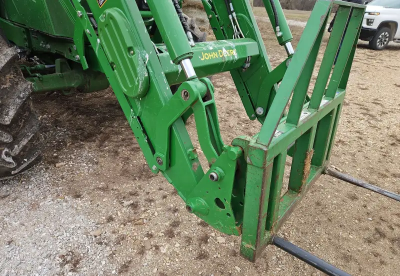 2022 John Deere 6130M photo 23