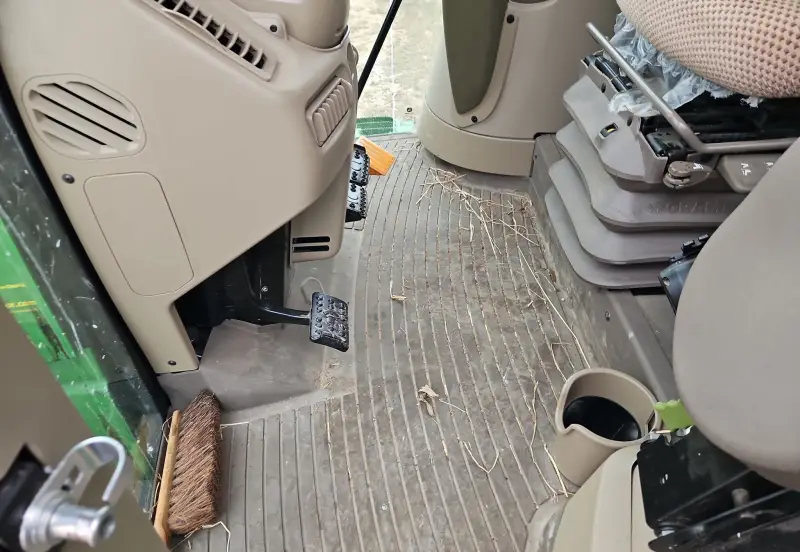 2022 John Deere 6130M photo 26