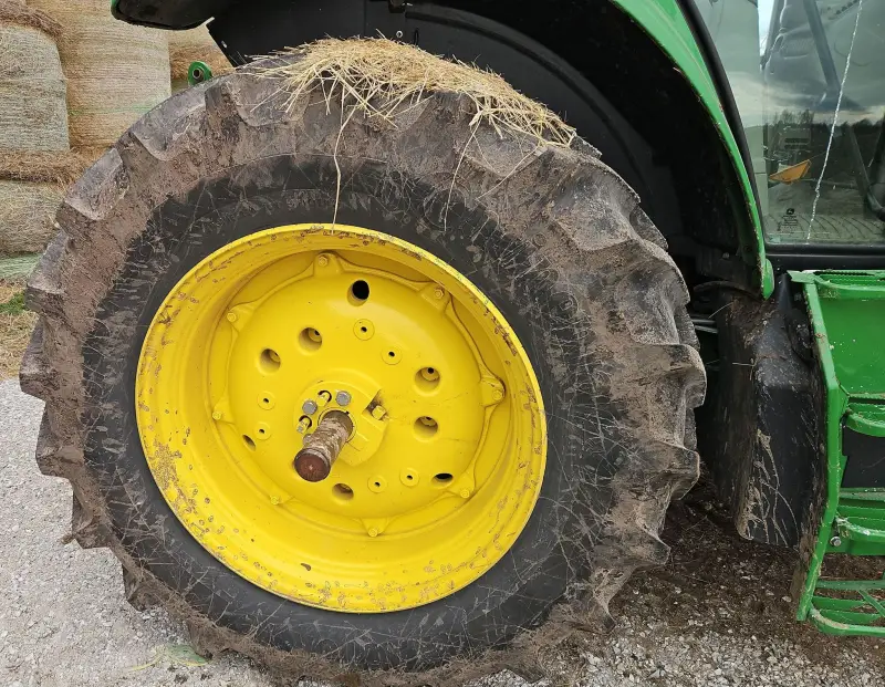 2022 John Deere 6130M photo 51