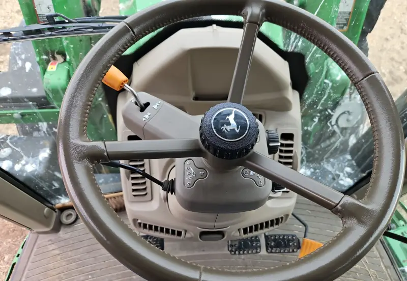 2022 John Deere 6130M photo 34
