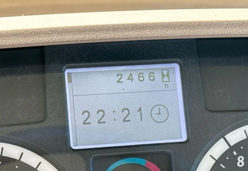 2013 John Deere 6125M photo 29