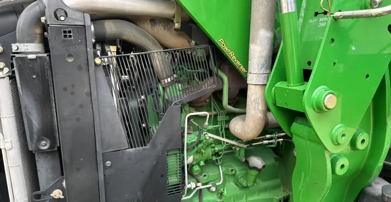 2010 John Deere 5085M photo 49