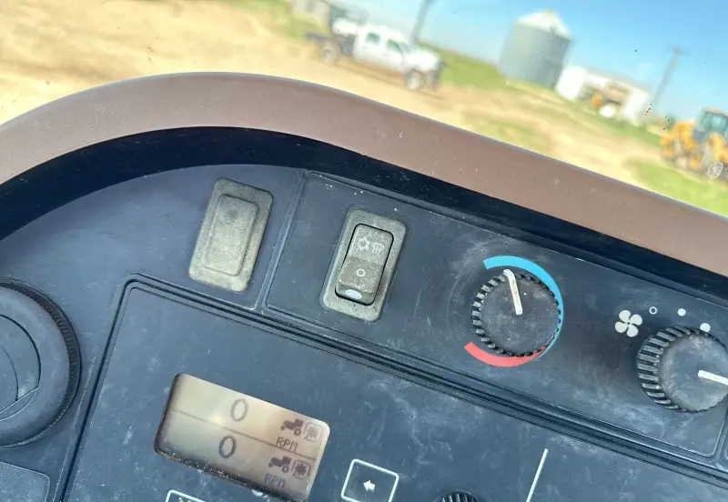 2005 John Deere 7820 photo 43