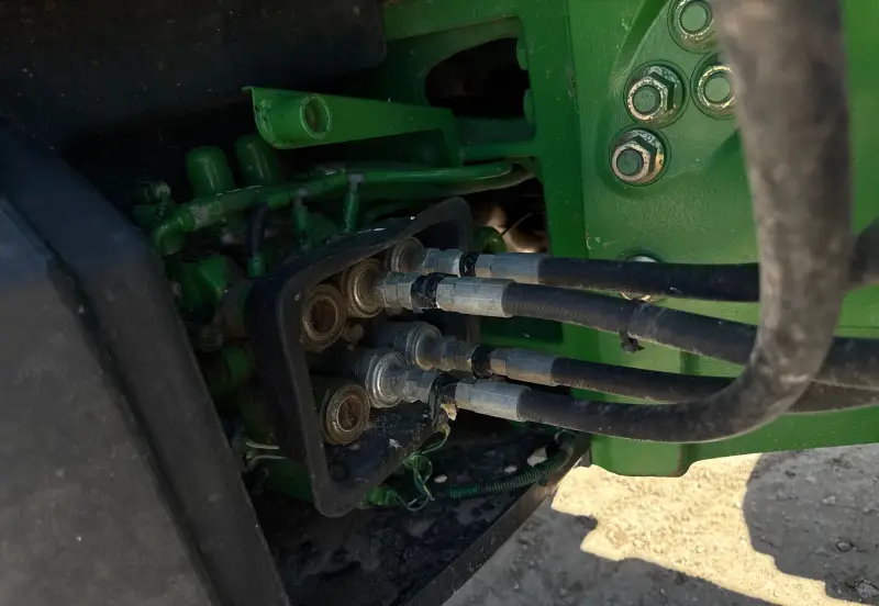 2005 John Deere 7820 photo 30