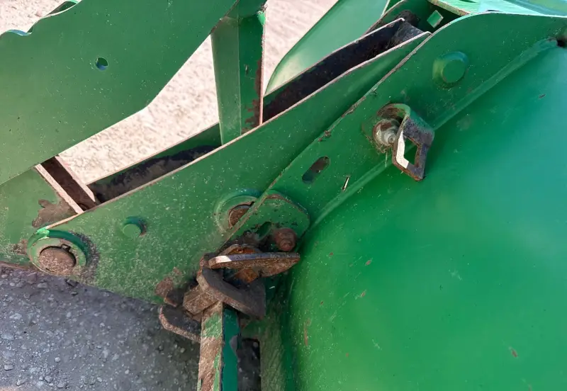 2005 John Deere 7820 photo 16