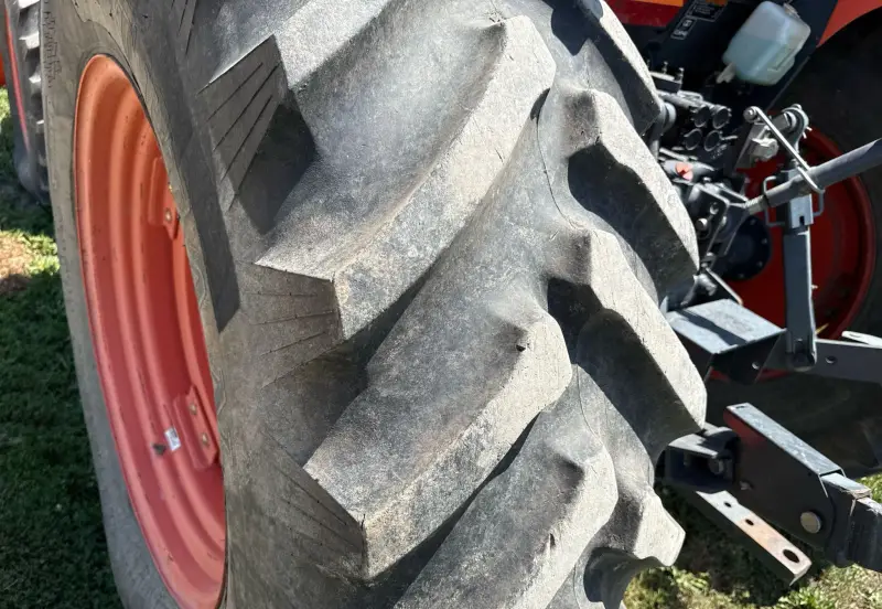 2017 Kubota M6S-111 photo 51