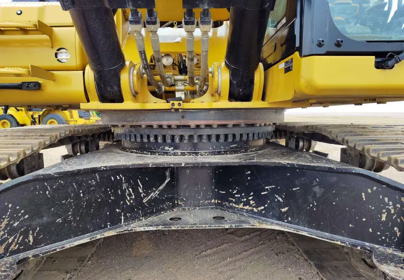 2023 Caterpillar 352 photo 44