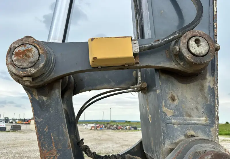 2017 John Deere 470G LC photo 22