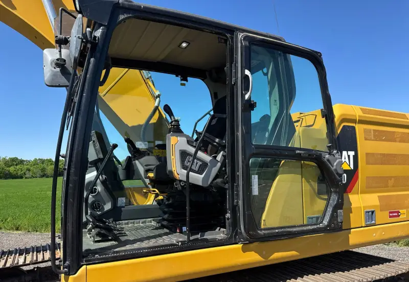 2018 Caterpillar 320 photo 31