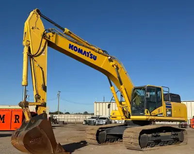 2012 Komatsu PC490LC-10