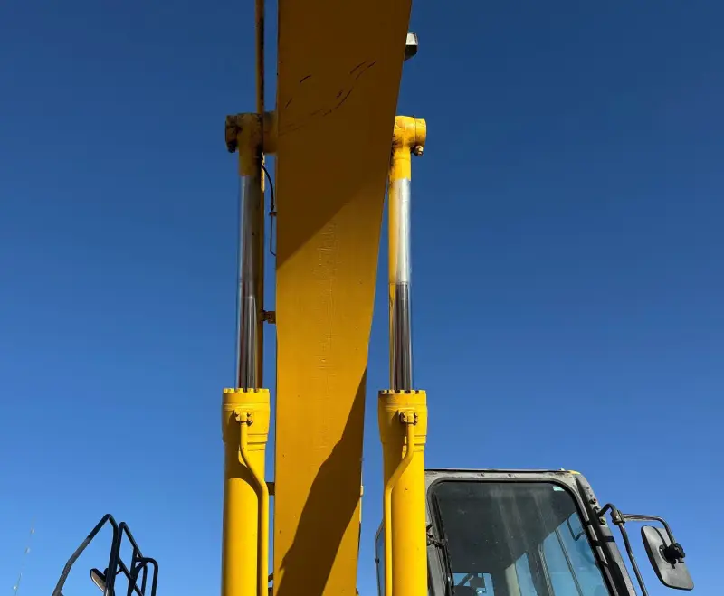 2012 Komatsu PC490LC-10 photo 9