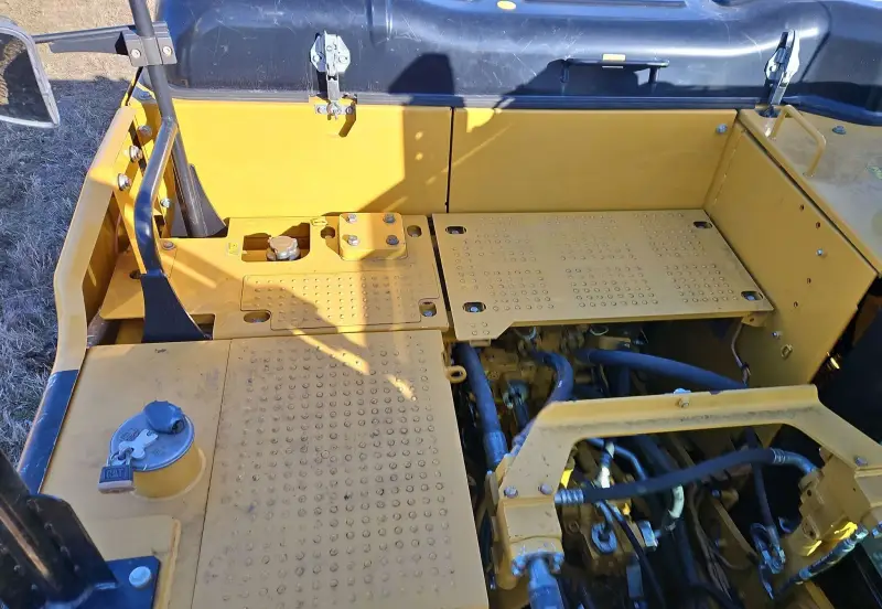 2016 Caterpillar 323FL photo 24