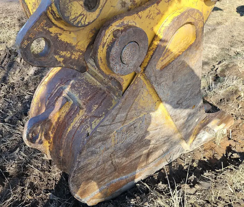 2016 Caterpillar 323FL photo 12