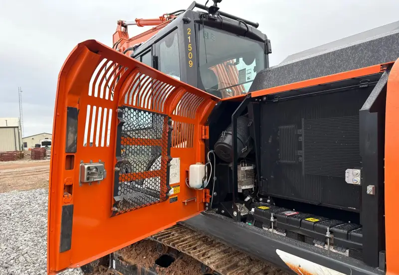 2021 Hitachi ZX160LC-6N photo 35