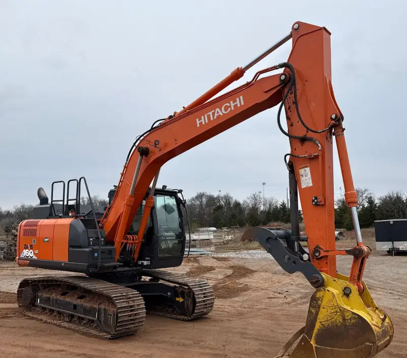 2021 Hitachi ZX160LC-6N photo 2