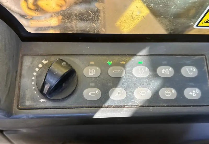 2017 Caterpillar 323FL photo 40