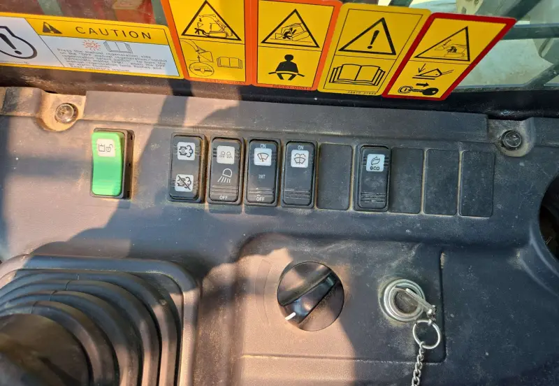 2023 Takeuchi TL12R-2 photo 52