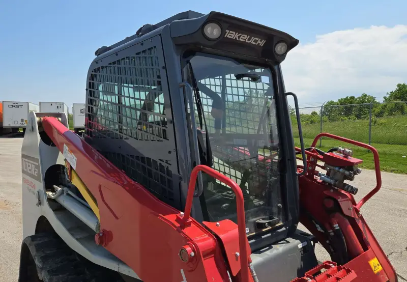 2023 Takeuchi TL12R-2 photo 34