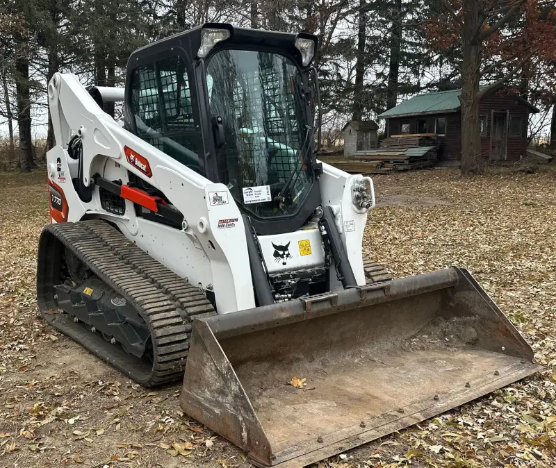 2024 Bobcat T770 photo 3