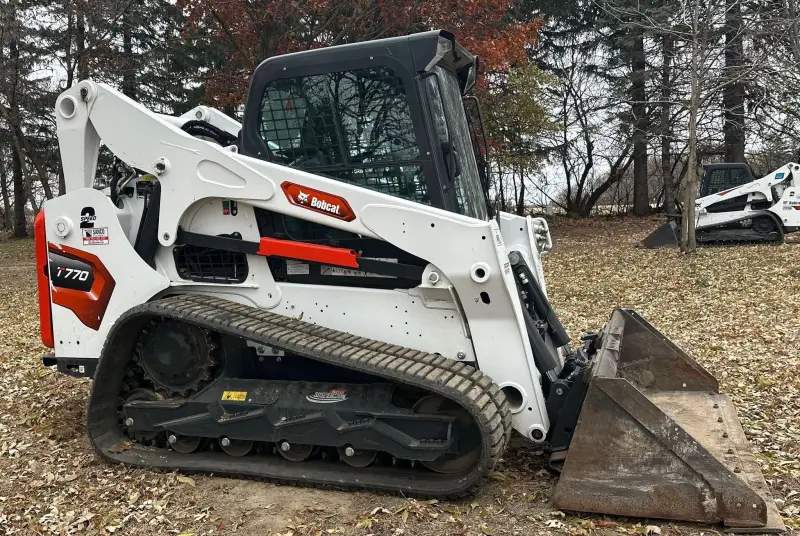 2024 Bobcat T770 photo 4