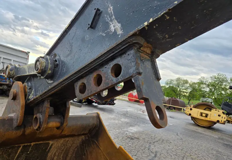 2014 John Deere 210G LC photo 15