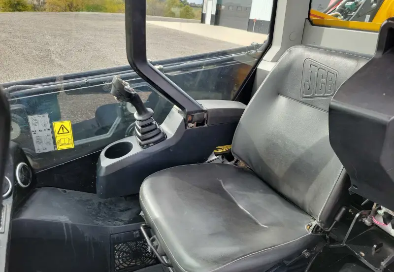 2020 JCB 3TS-8T photo 26