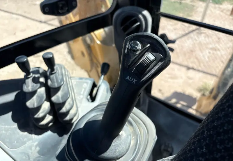 2019 Caterpillar 420F2 IT photo 64