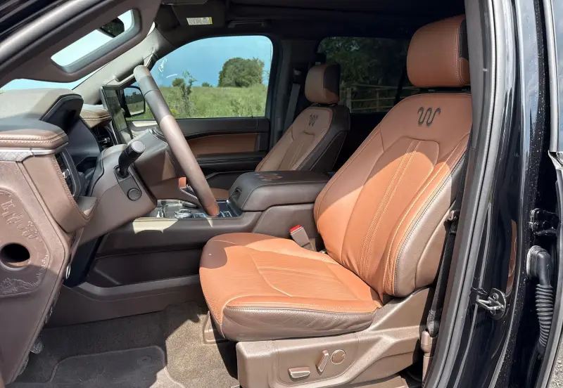 2024 Ford Expedition King Ranch photo 16