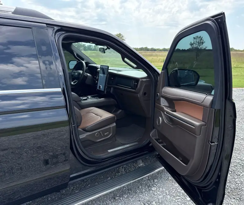 2024 Ford Expedition King Ranch photo 31