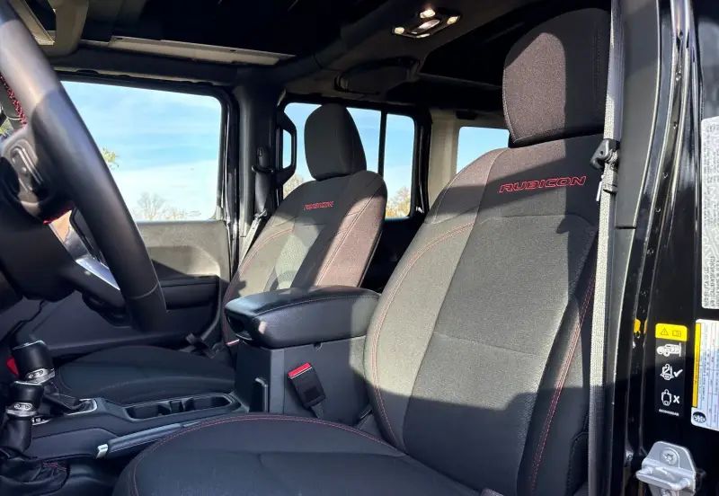 2021 Jeep Wrangler photo 32