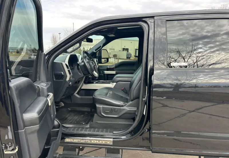 2022 Ford F250 Super Duty photo 16