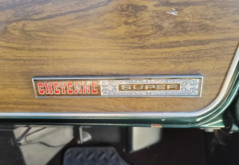 1972 Chevrolet C20 Super Custom Camper photo 35