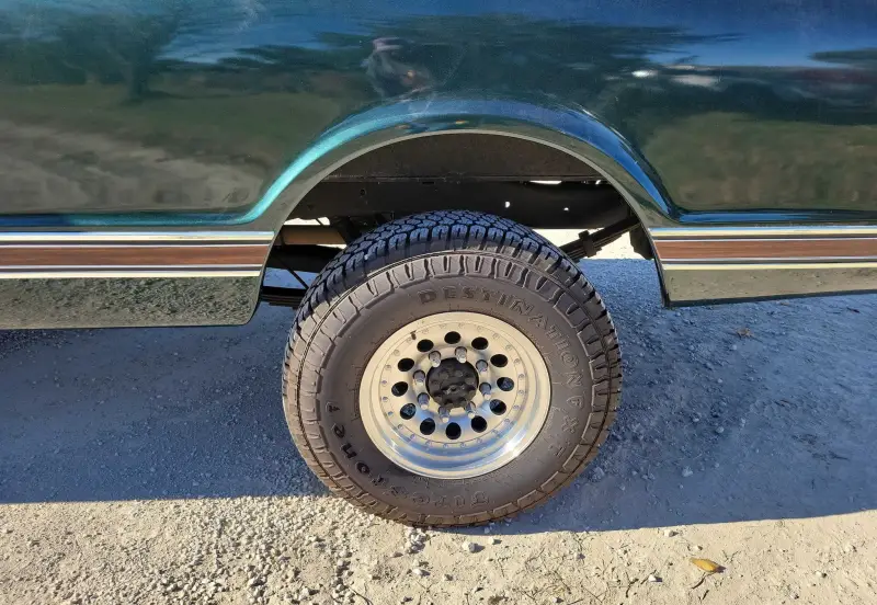 1972 Chevrolet C20 Super Custom Camper photo 52